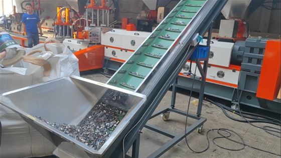 Roto Kalıplama Plastik Geri Dönüşüm Peletleme Makinesi Artık Malzeme